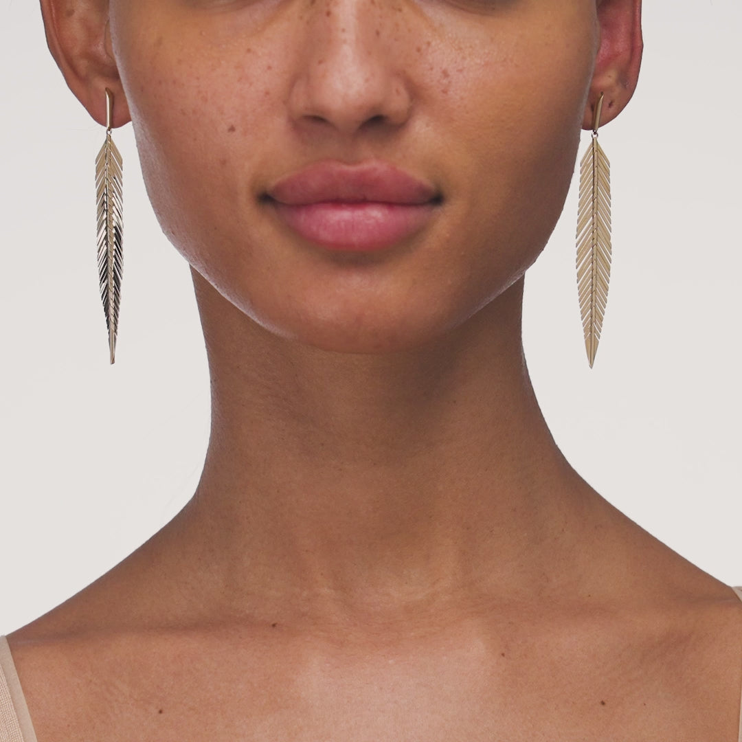 Medium 18k yellow gold feather earrings