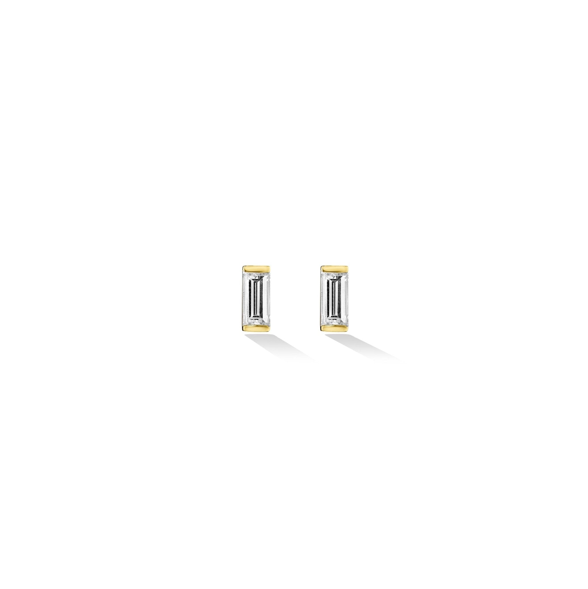 Yellow Gold Light Stud Earrings with White Diamonds - Cadar