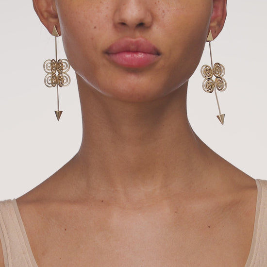Large 18k yellow gold drop earrings